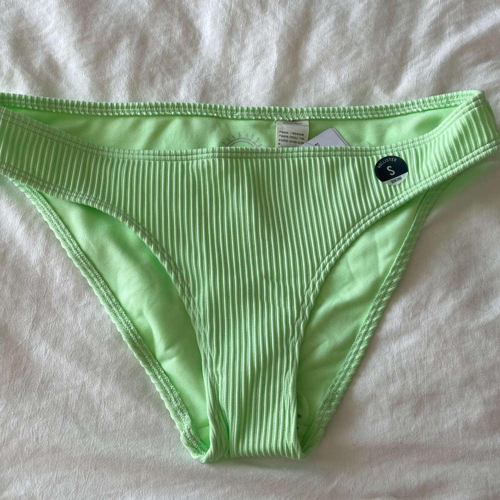 Hollister Green Bathing suit Bottom, Size Small. New with tags intact.
